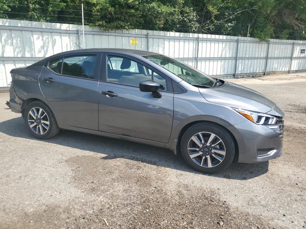 Lot #3301792375 2023 NISSAN VERSA S