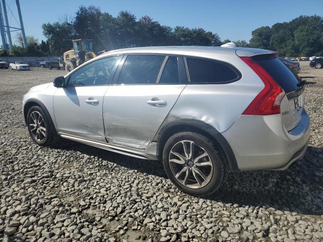 2015 VOLVO V60 CROSS YV4612HK9F1000586