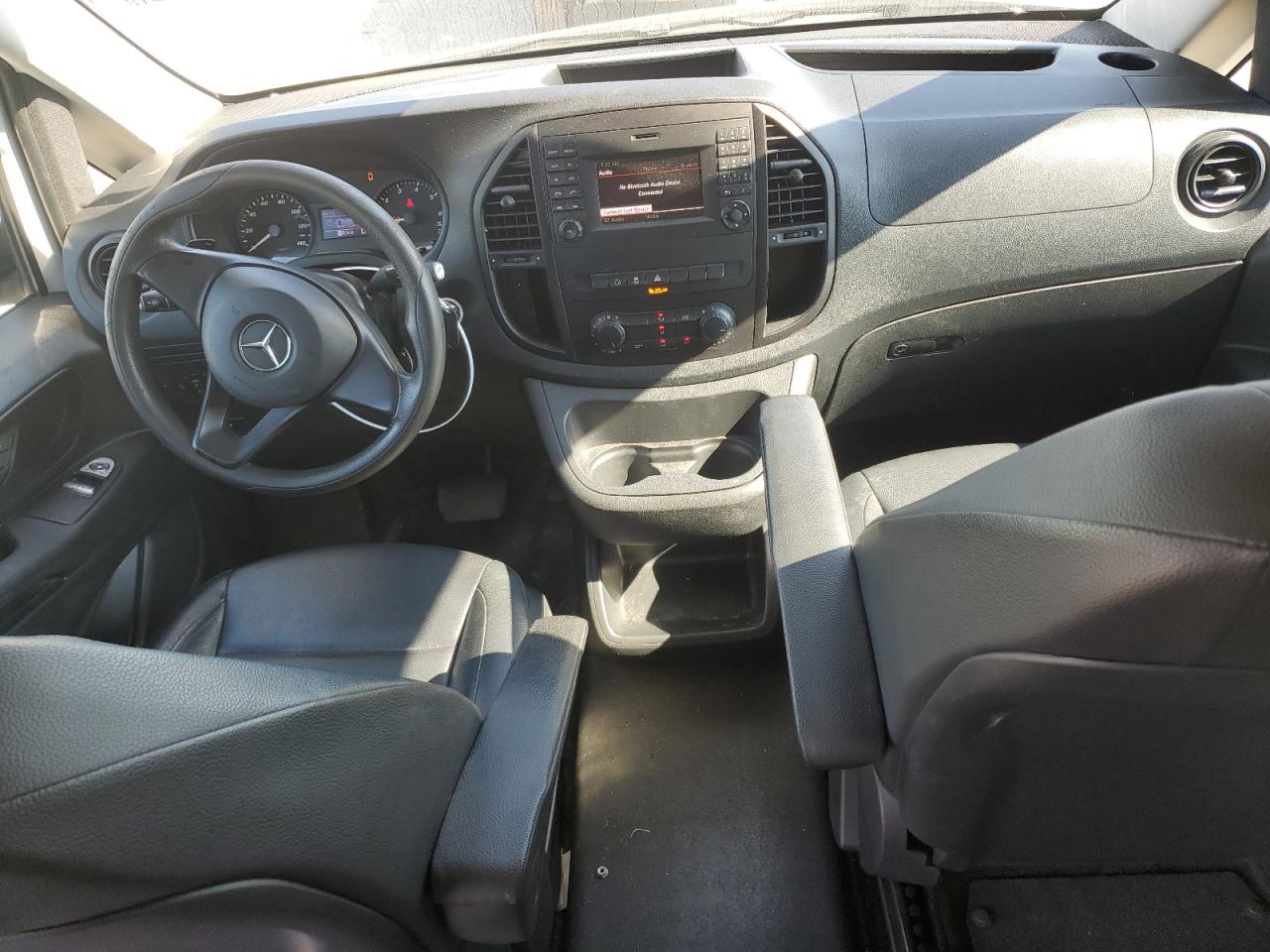 MERCEDES-BENZ METRIS