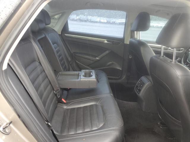 2016 VOLKSWAGEN PASSAT SEL 1VWCT7A37GC064404
