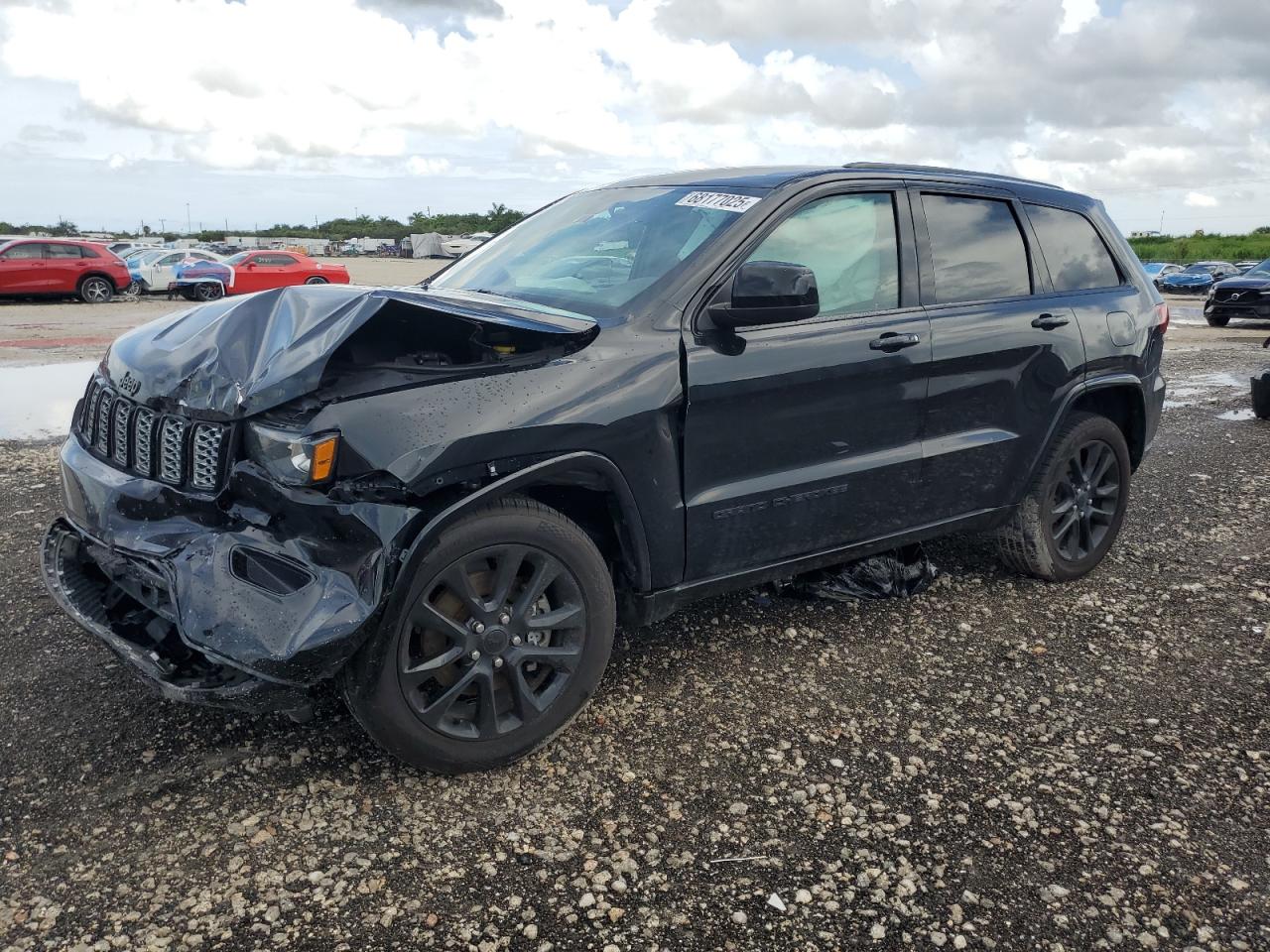 JEEP GRAND CHEROKEE LAREDO