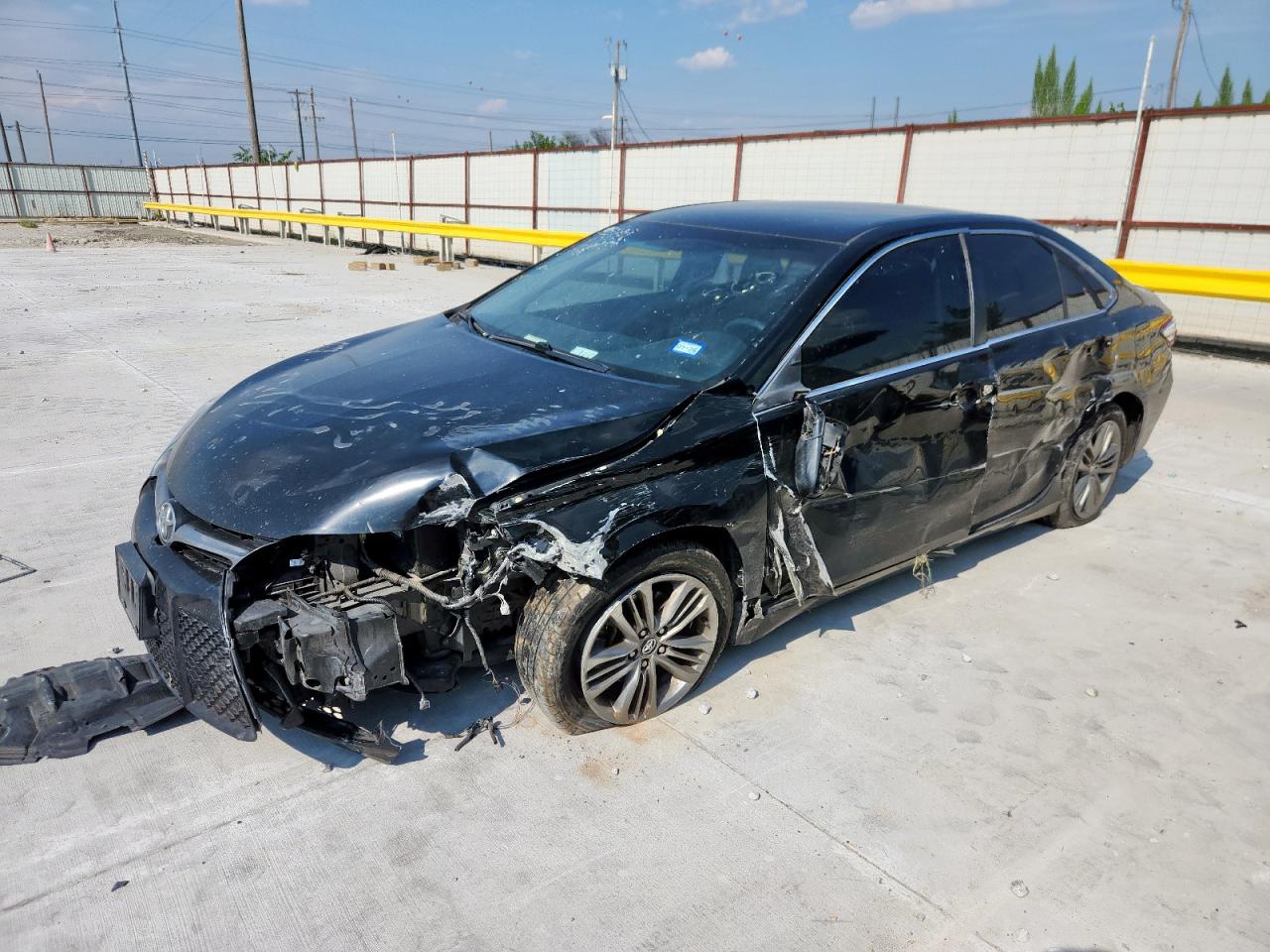 TOYOTA CAMRY LE