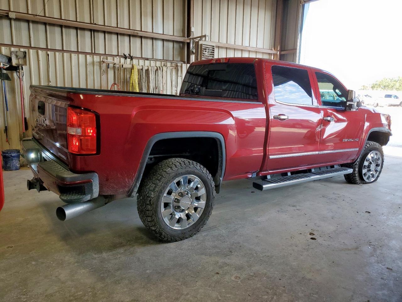GMC SIERRA K2500 DENALI