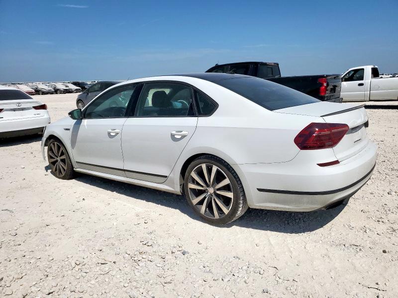 2018 VOLKSWAGEN PASSAT GT 1VWJM7A30JC034883