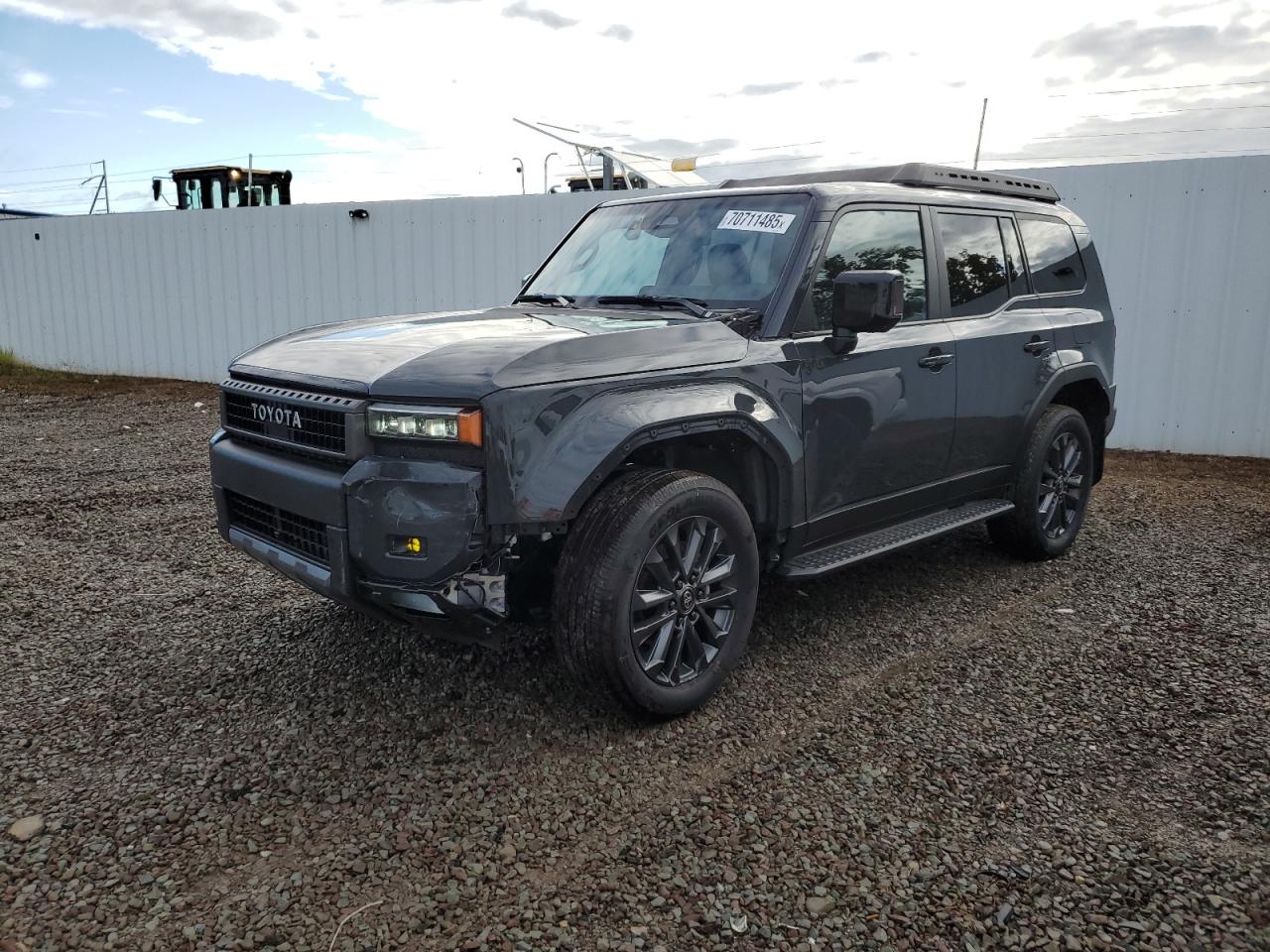 TOYOTA LAND CRUISER BASE