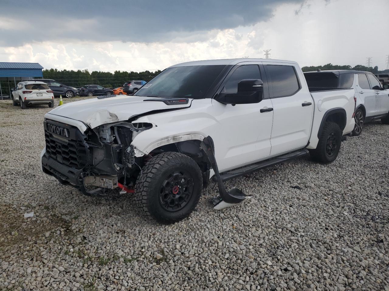 TOYOTA TUNDRA CREWMAX LIMITED