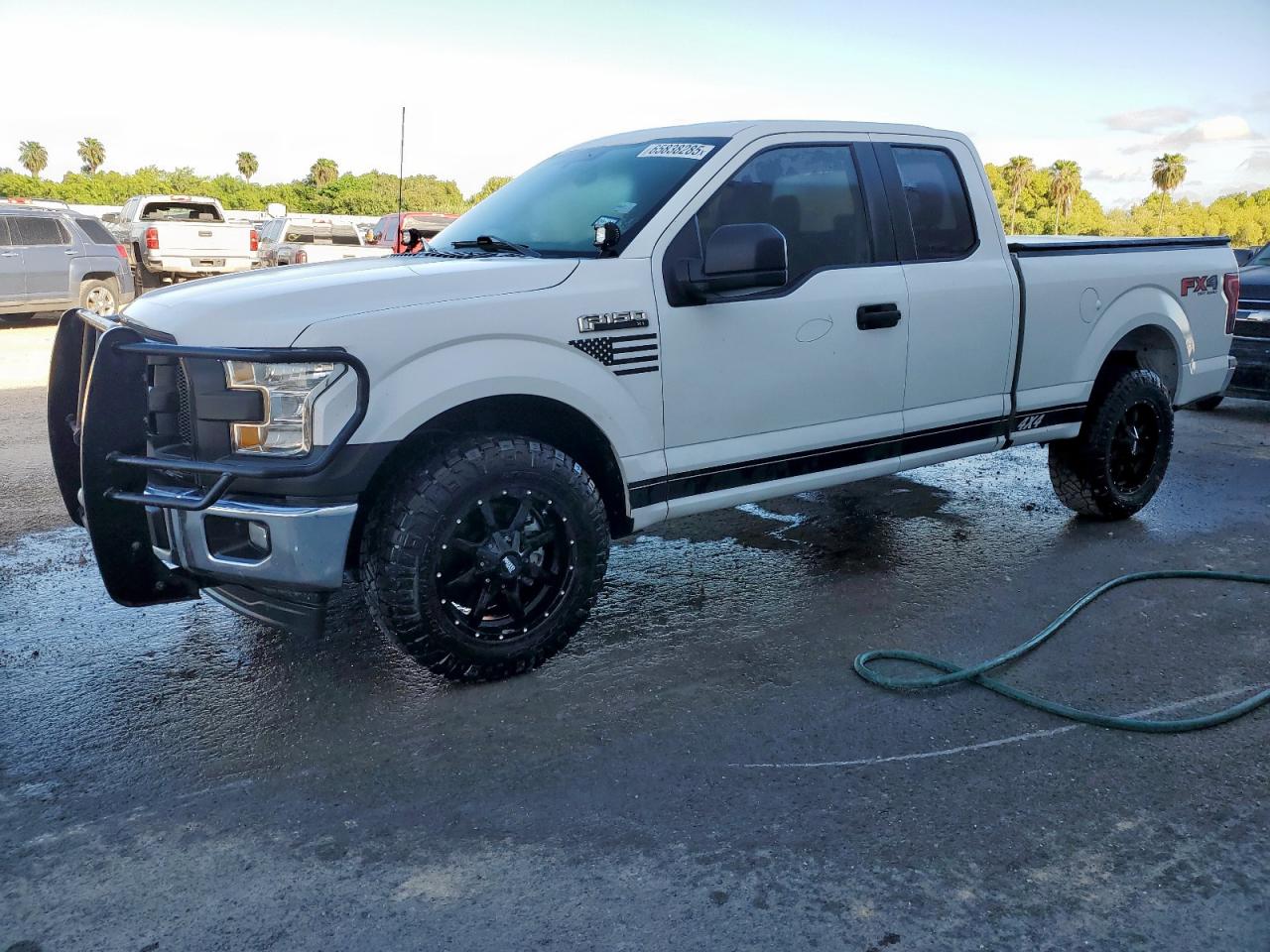 FORD F-150 SUPER CAB