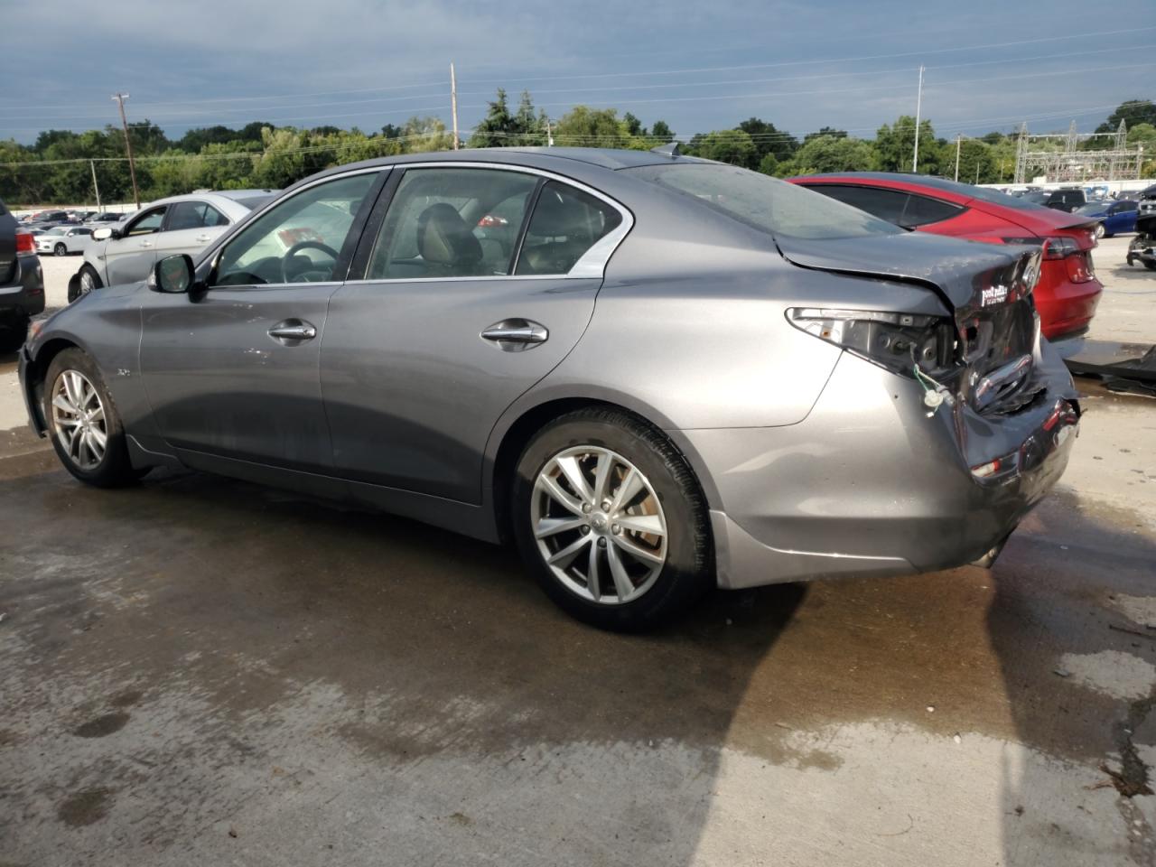 INFINITI Q50 PREMIUM