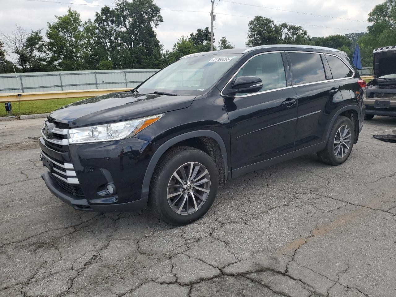 TOYOTA HIGHLANDER SE