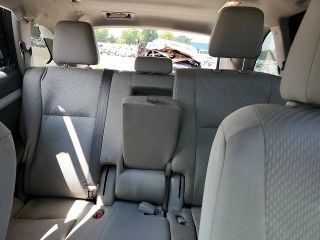 2017 TOYOTA HIGHLANDER LE 5TDZARFH4HS028608