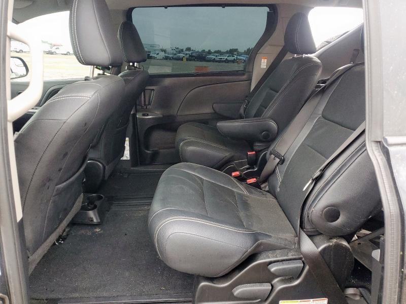 2016 TOYOTA SIENNA SE - 5TDXK3DC1GS757995
