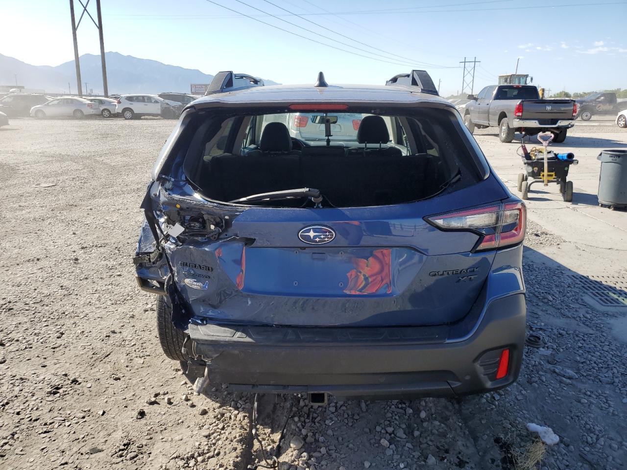 SUBARU OUTBACK ONYX EDITION XT