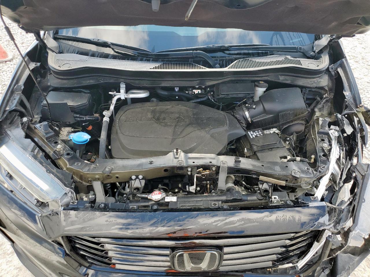 HONDA PASSPORT BLACK EDITION