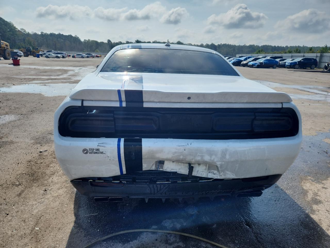 DODGE CHALLENGER SXT PLUS