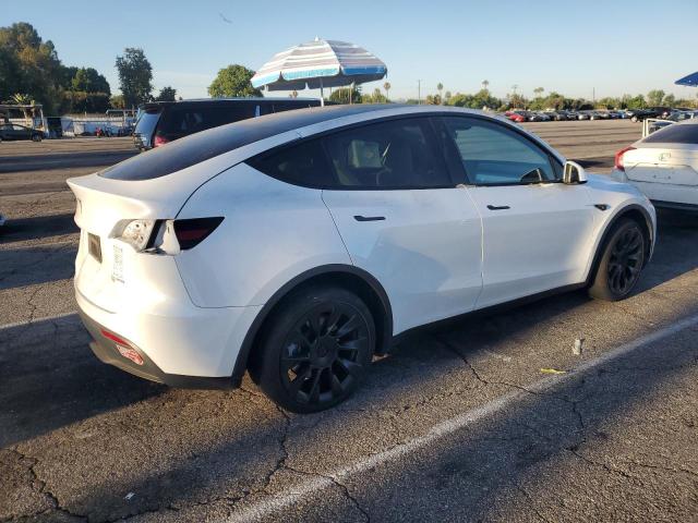 2024 TESLA MODEL Y 7SAYGDEE6RA232661