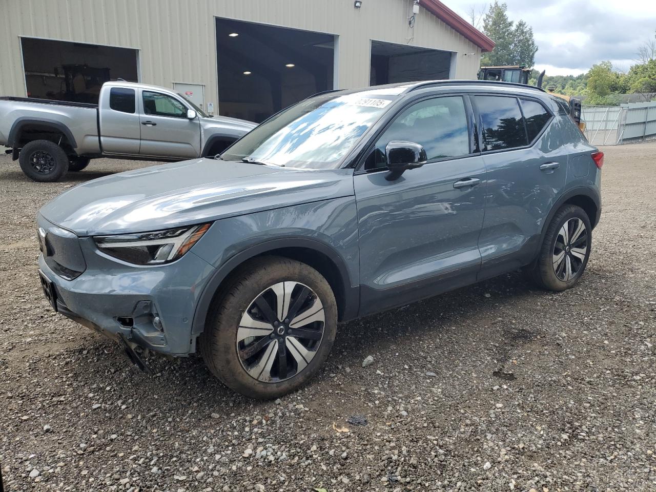 VOLVO XC40 RECHARGE PLUS