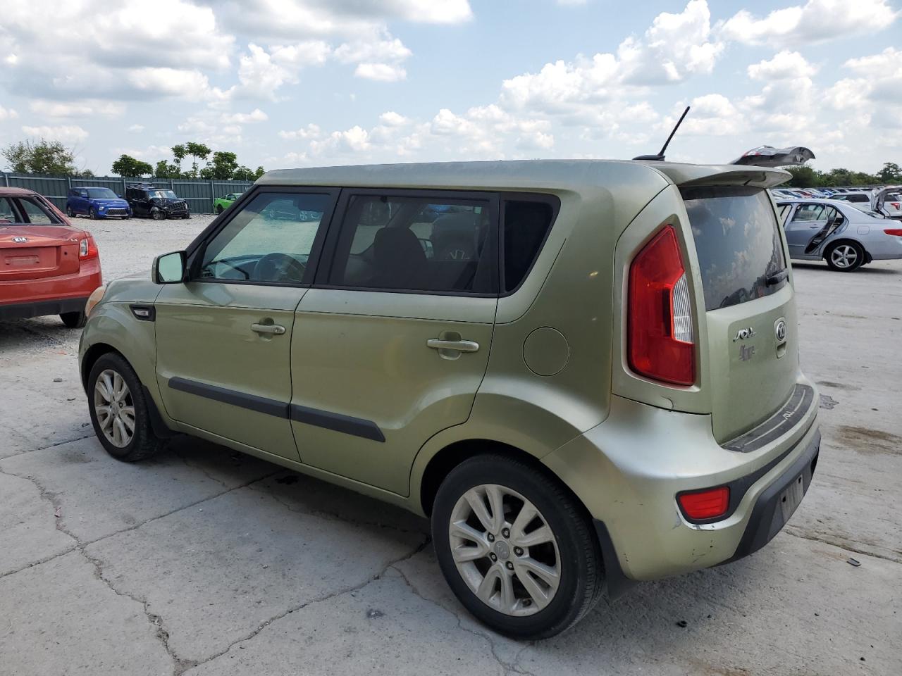 KIA SOUL