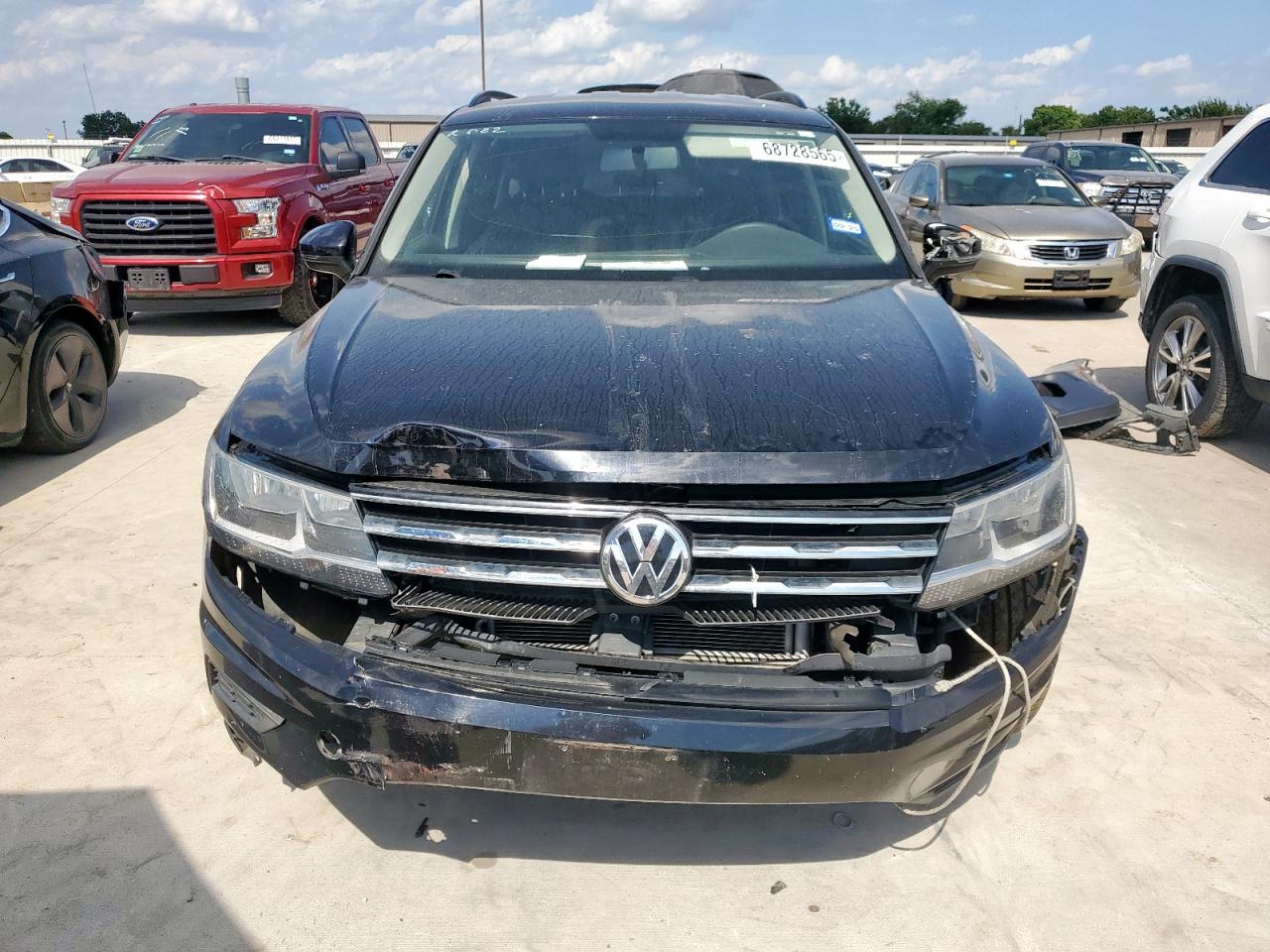 VOLKSWAGEN TIGUAN S
