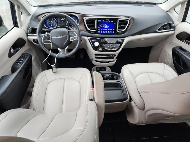 2017 CHRYSLER PACIFICA TOURING L 2C4RC1BG1HR503312