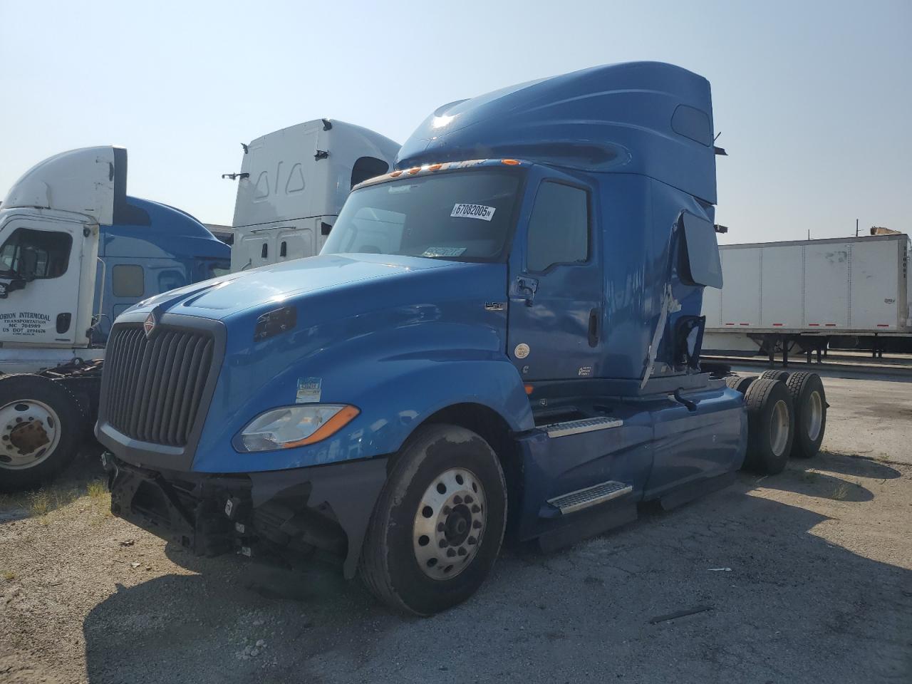 Lot #3240265875 2020 INTERNATIONAL LT625