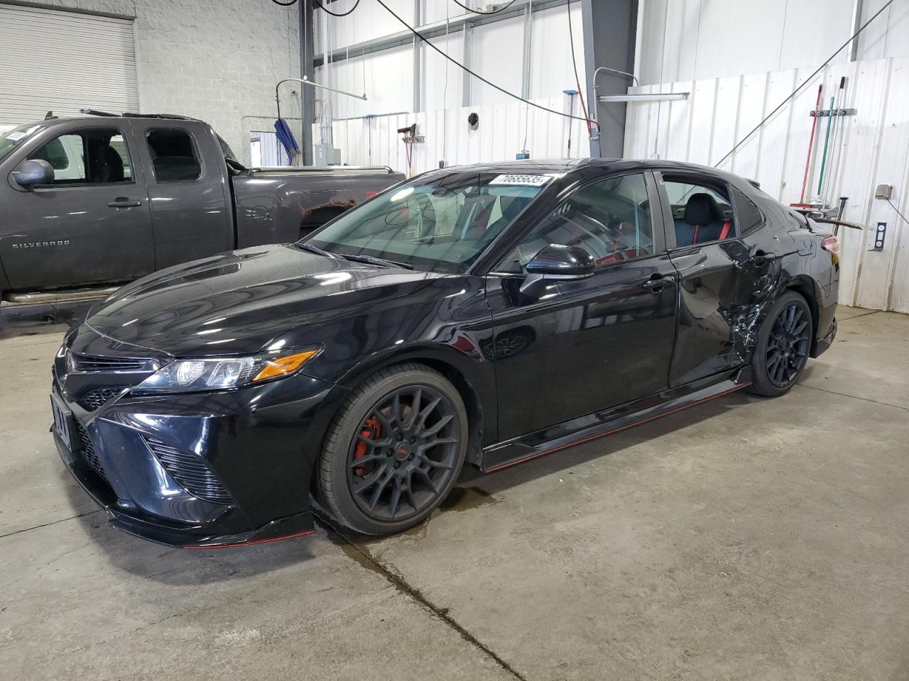TOYOTA CAMRY TRD