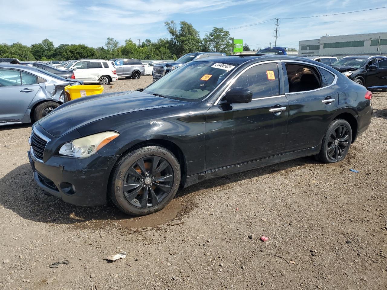 INFINITI M37 X
