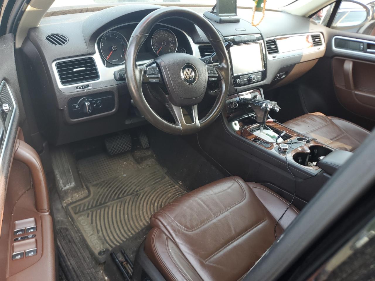 VOLKSWAGEN TOUAREG V6