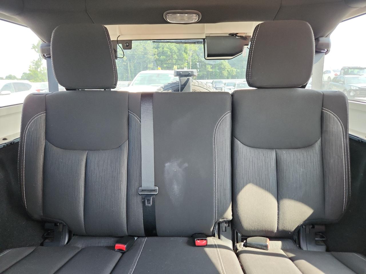 JEEP WRANGLER SAHARA