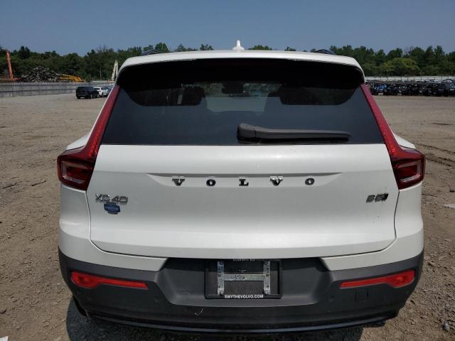2024 VOLVO XC40 PLUS YV4L12UL4R2358985
