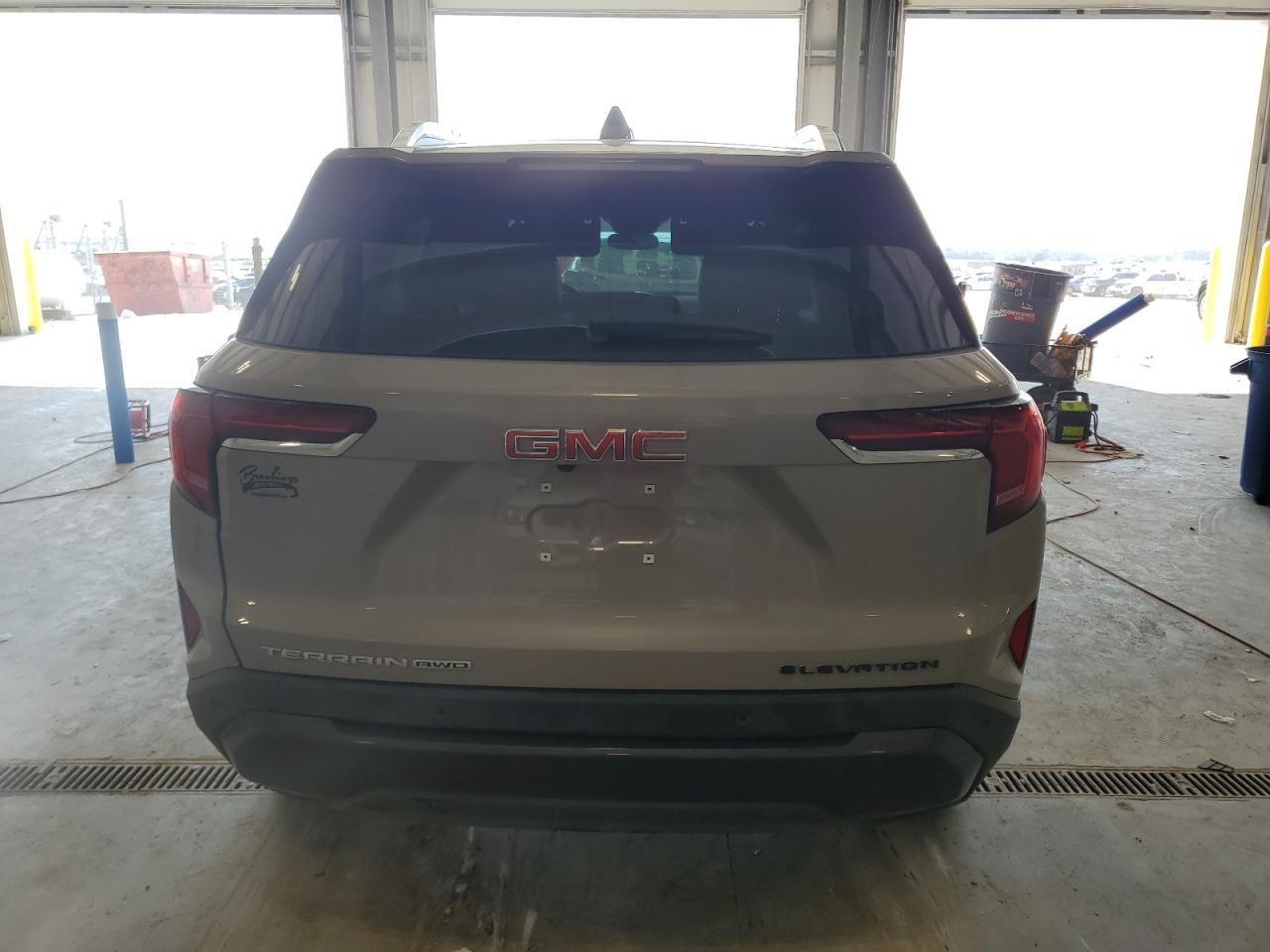 GMC TERRAIN ELEVATION