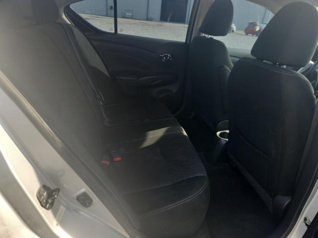 2017 NISSAN VERSA S 3N1CN7AP8HL864542