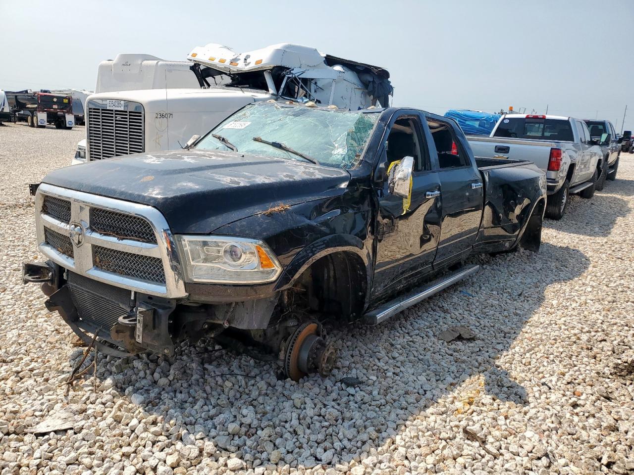 RAM 3500 LONGHORN