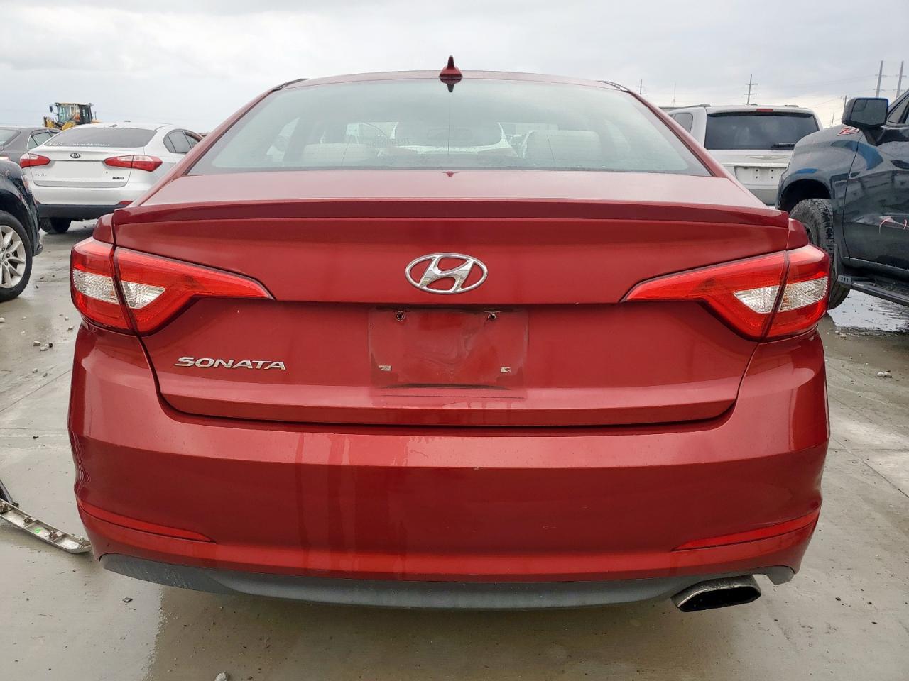 Lot #3303629949 2015 HYUNDAI SONATA SE