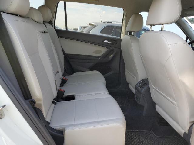 2018 VOLKSWAGEN TIGUAN SE 3VV2B7AX8JM037868