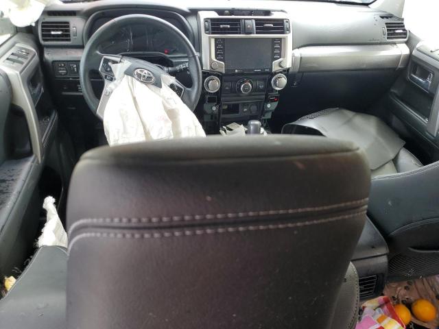 2020 TOYOTA 4RUNNER SR JTEBU5JR1L5832280