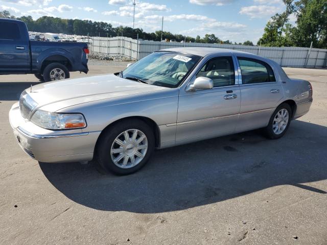 LINCOLN TOWN CAR S