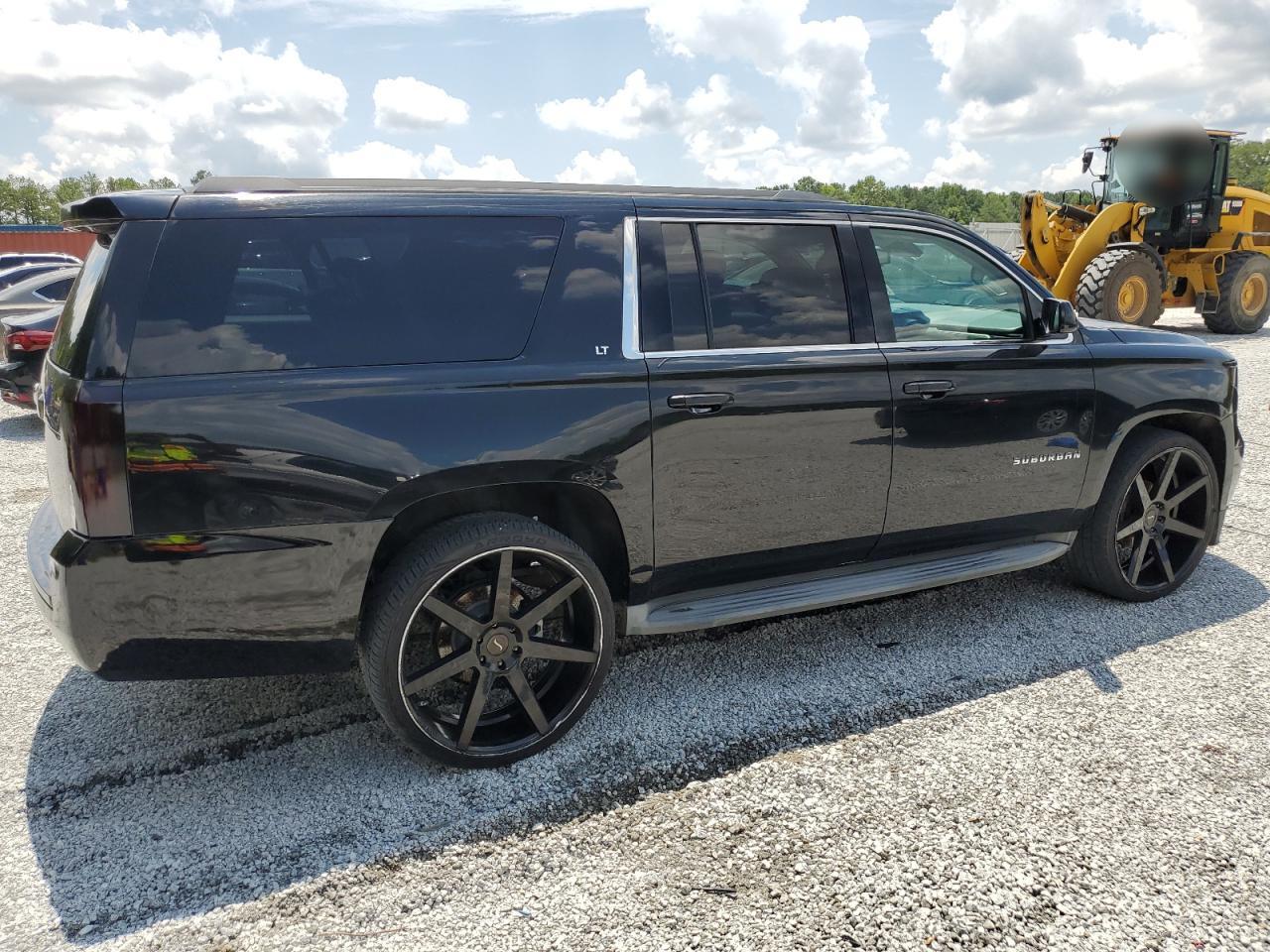 CHEVROLET SUBURBAN C1500 LT