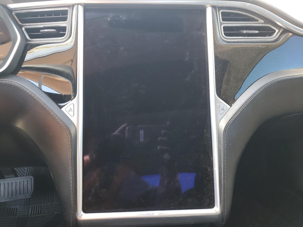 TESLA MODEL S 85D
