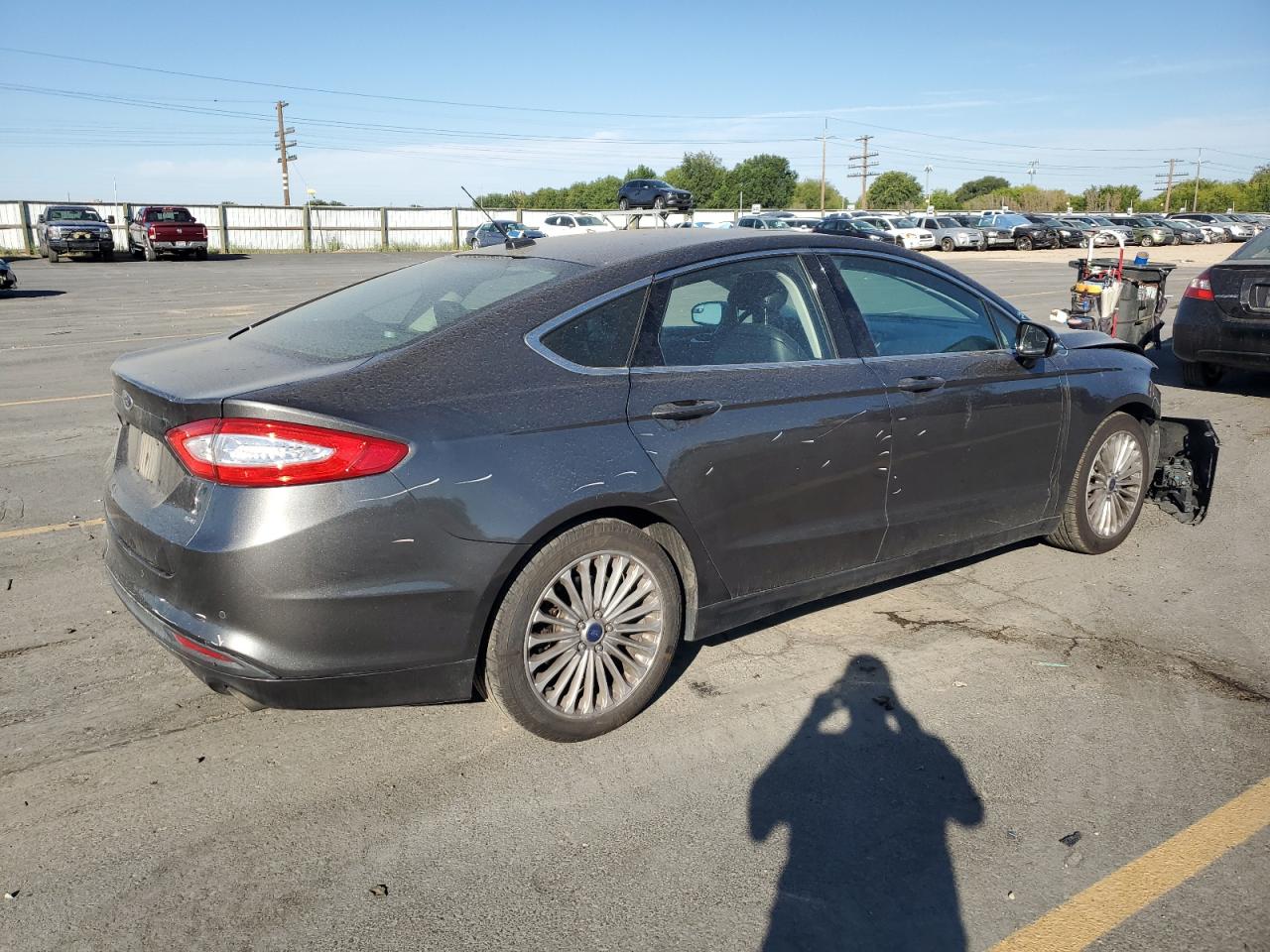FORD FUSION SE