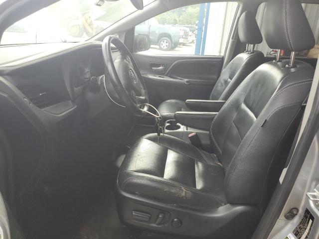 2018 TOYOTA SIENNA SE 5TDXZ3DC9JS926552