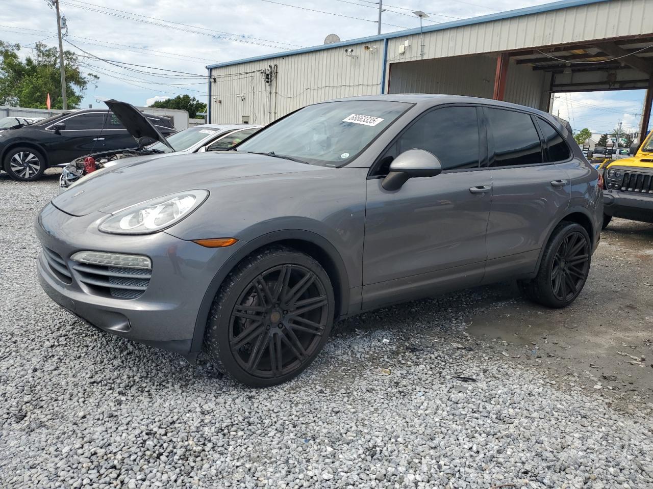 PORSCHE CAYENNE S