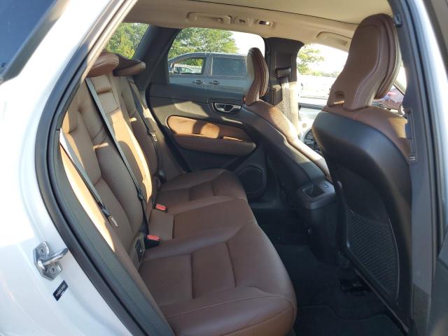2020 VOLVO XC60 T5 MO YV4102RK3L1545822