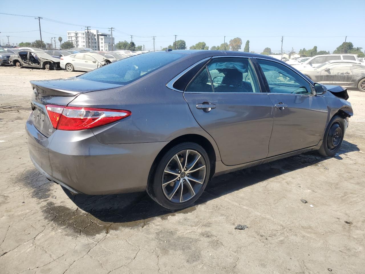 TOYOTA CAMRY LE