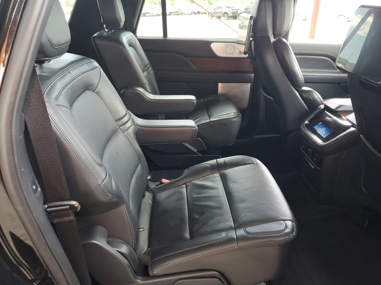 LINCOLN NAVIGATOR L RESERVE