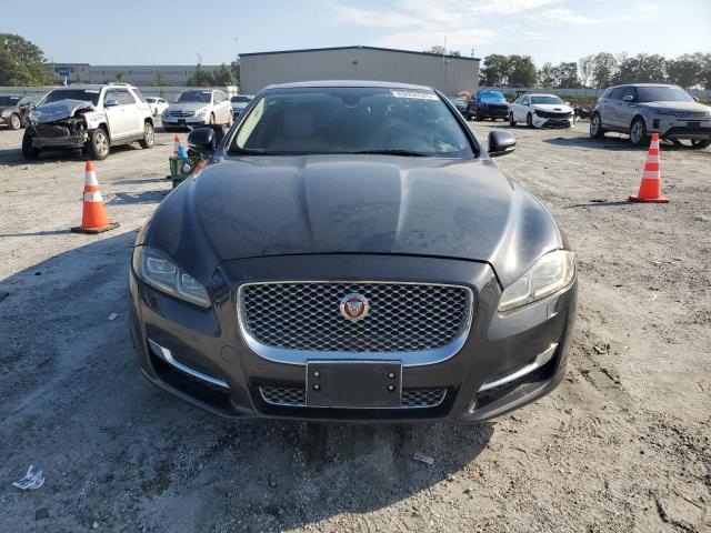 2016 JAGUAR XJL PORTFO SAJWA2G78G8W02471