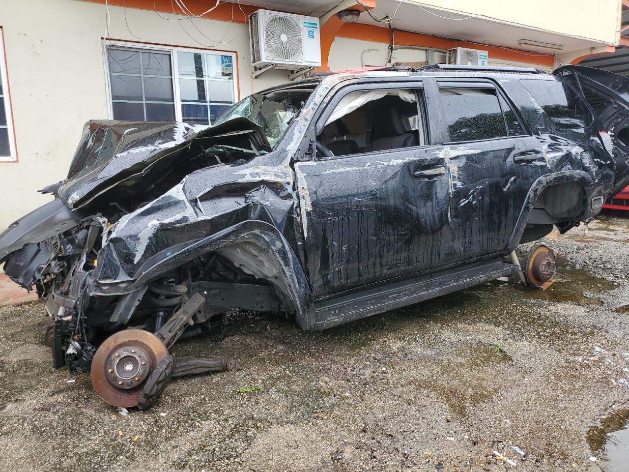TOYOTA 4RUNNER SR5