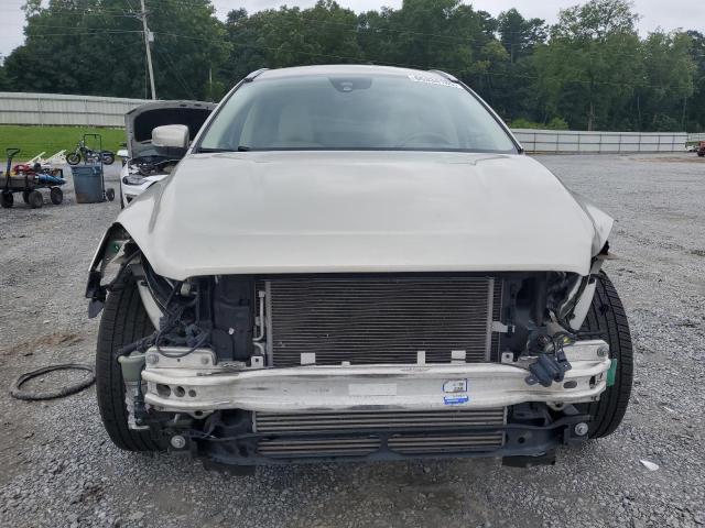 2017 VOLVO XC60 T5 IN YV440MDU1H2070092
