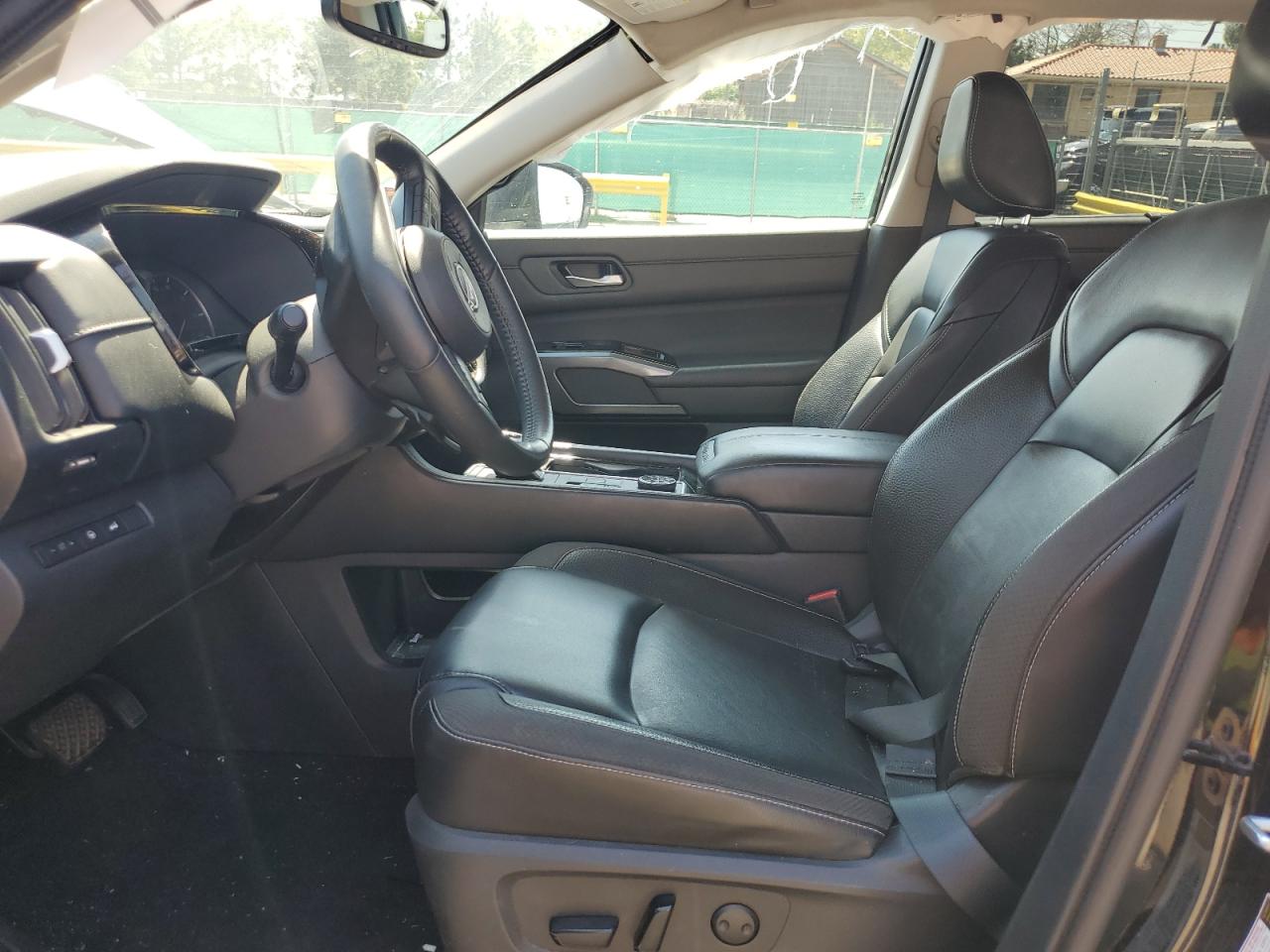 NISSAN PATHFINDER SL