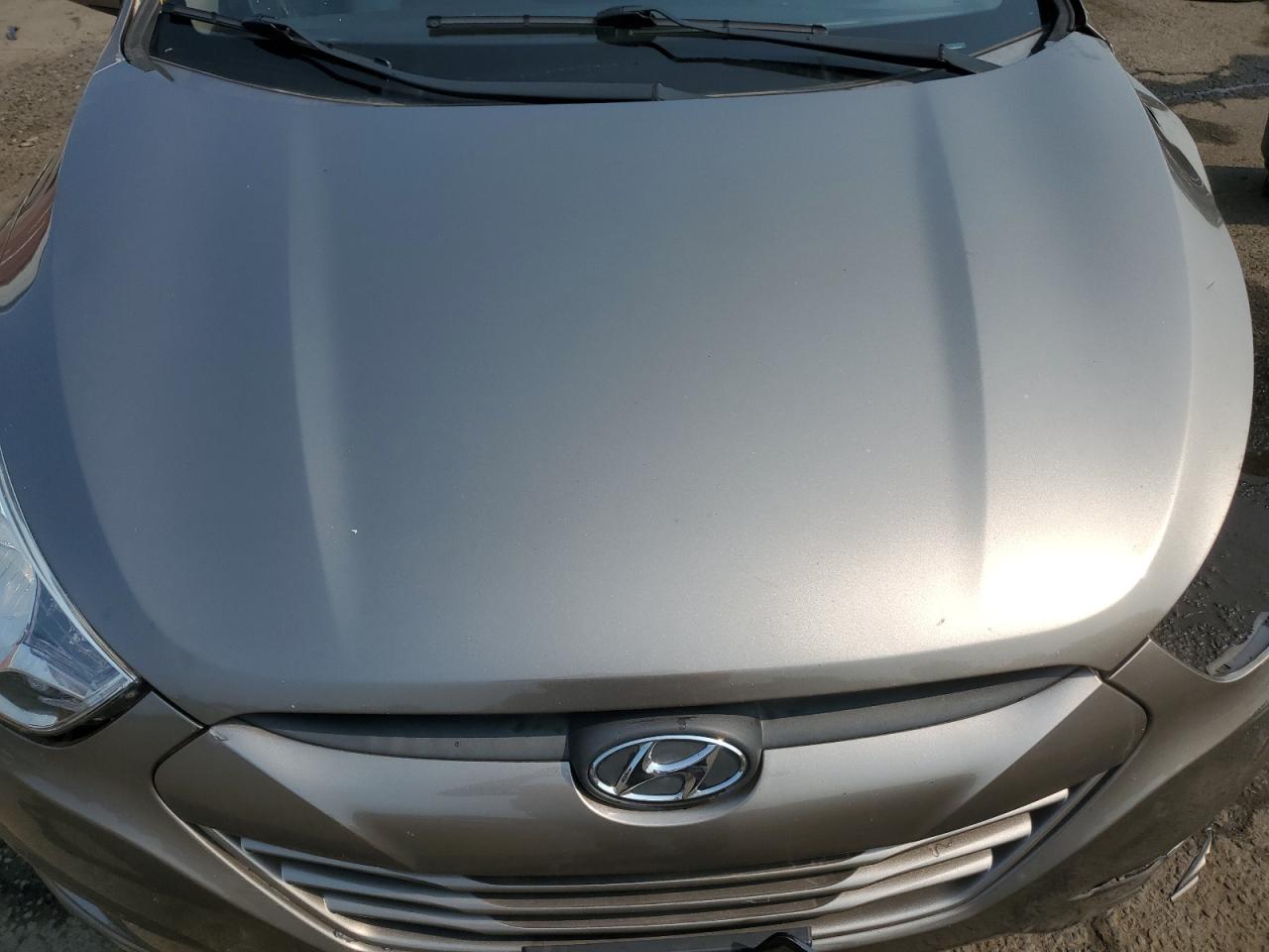 Lot #3310317952 2012 HYUNDAI TUCSON GLS