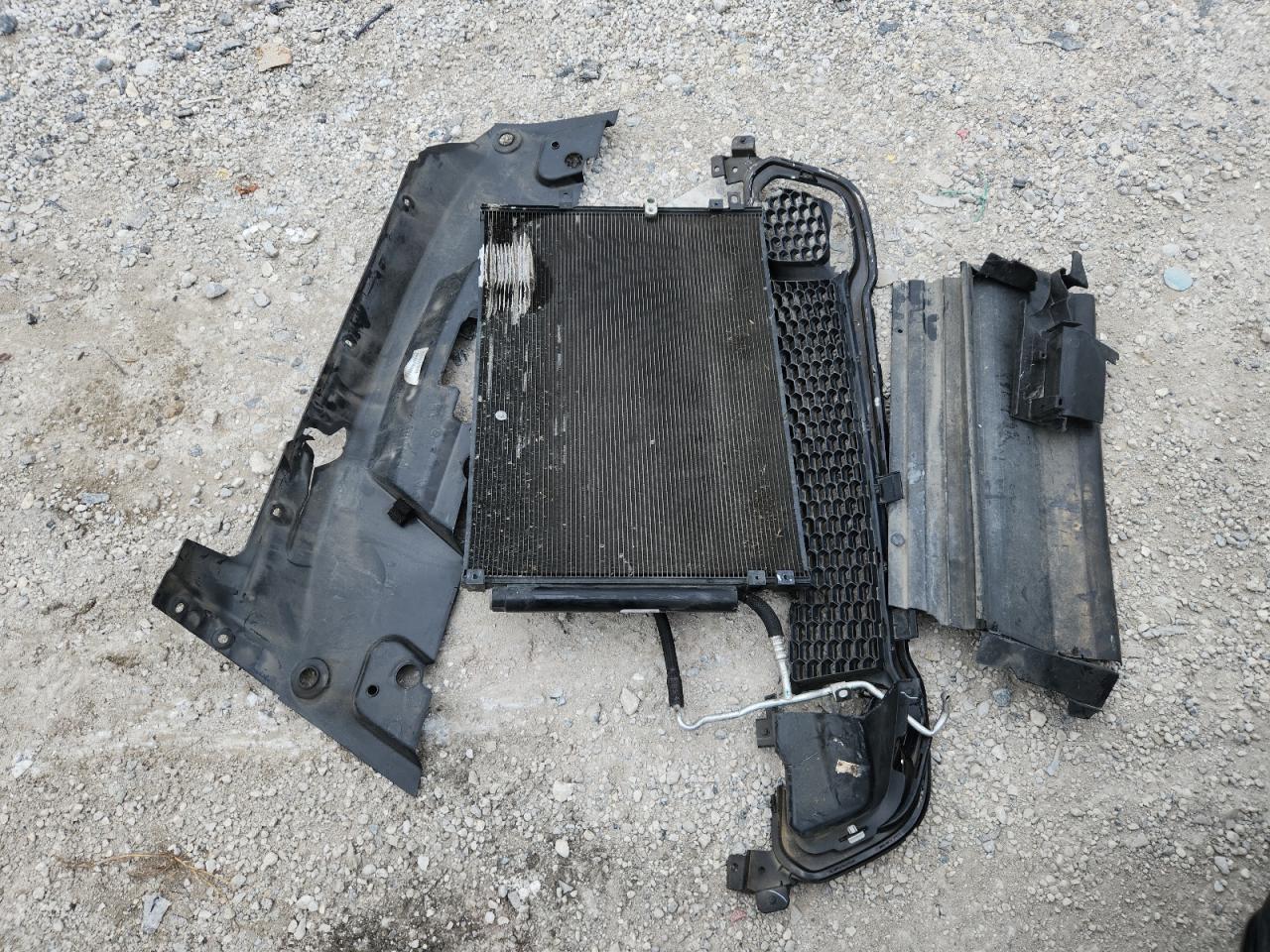 JEEP GRAND CHEROKEE SPORT